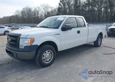 2013 Ford F-150 Xl z USA, uszkodzony, nr VIN 1FTFX1CF6DKE26247